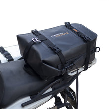 Load image into Gallery viewer, RZAHUAHU Motorcycle Rear Bag Motor Side Tail Bag Waterproof Saddle Storage Bag (Polyester+TPU) 16L/305x410x150mm/0.72kg (YA-1620)