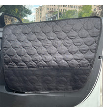 Load image into Gallery viewer, 2pcs Car Door Protection Dogs - a Pair of 68.58 cmX 48.26cm Car Door Scratch Protection - Truck Tailgate And Pet Side Panel Covers for Suvs And Sedans