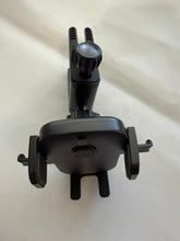 Load image into Gallery viewer, Car Phone Holder Center Console Car Navigation Round Air Vent One Touch Clamp