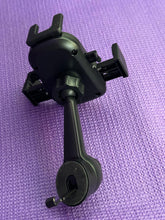 Load image into Gallery viewer, YESIDO C-162A  Universal 360° Car Phone Holder for Dash Air Cond Ducting One Hand Operation Support Phone up to 6.7"