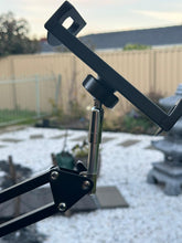 Load image into Gallery viewer, X&X 1.75m Lazy Bed Mobile Phone Tablet Floor Holder 360 Flexible Arms Adjustable Aluminum Mobile Phone Tablet PC Stand