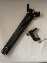 Load image into Gallery viewer, USB Condenser Microphone HIFI DSP Noise Reduction Reverberation Adjustable Built-In Sound Card