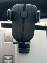 Load image into Gallery viewer, 360° Z Flexible Angle With One Hand One Touch Operation Phone Mount Support up to 9cm Width
