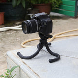 YUNTENG VCT-3280 Octopus Tripod Mobile Phone SLR Micro Camera Eight Catch Fish Bracket Handheld Multifunction Tripod