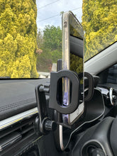 Load image into Gallery viewer, 360° Rotatable Car Air Ventilitaion Grid Phone Holder (Width: 90cm) with Long Hook Clamp Anti Fall
