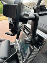 Load image into Gallery viewer, 360° Rotatable Car Air Ventilitaion Grid Phone Holder One Touch with Long Hook Clamp Anti Fall
