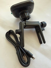 Load image into Gallery viewer, Car Phone Holder Car Navigation Round Air Vent with 15W Fast Wireless Charger
