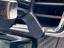 Load image into Gallery viewer, Universal 360° Car Air Vent Mount Clip Phone Holder J-Hook Anti Fall Design for Phone
