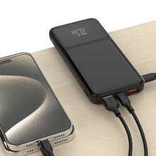 Load image into Gallery viewer, iQuick POWER SQUARE 0 Digital Display Power Bank 10000mAh 22.5W LED Display (1*USB Type-C/2*Type-A) - Black

